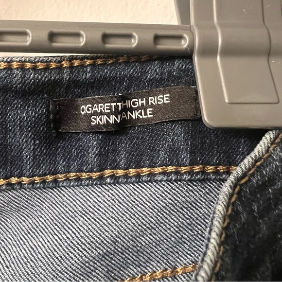 NEW NINE WEST Cigarette High Rise Skinny Ankle Jeans size 6P - Picture 9 of 9
